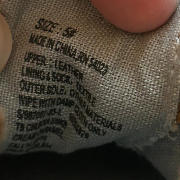 BABY GAP Boy's Toddler Size 5 Tan Suede Chukka Boots - Picture 12 of 13